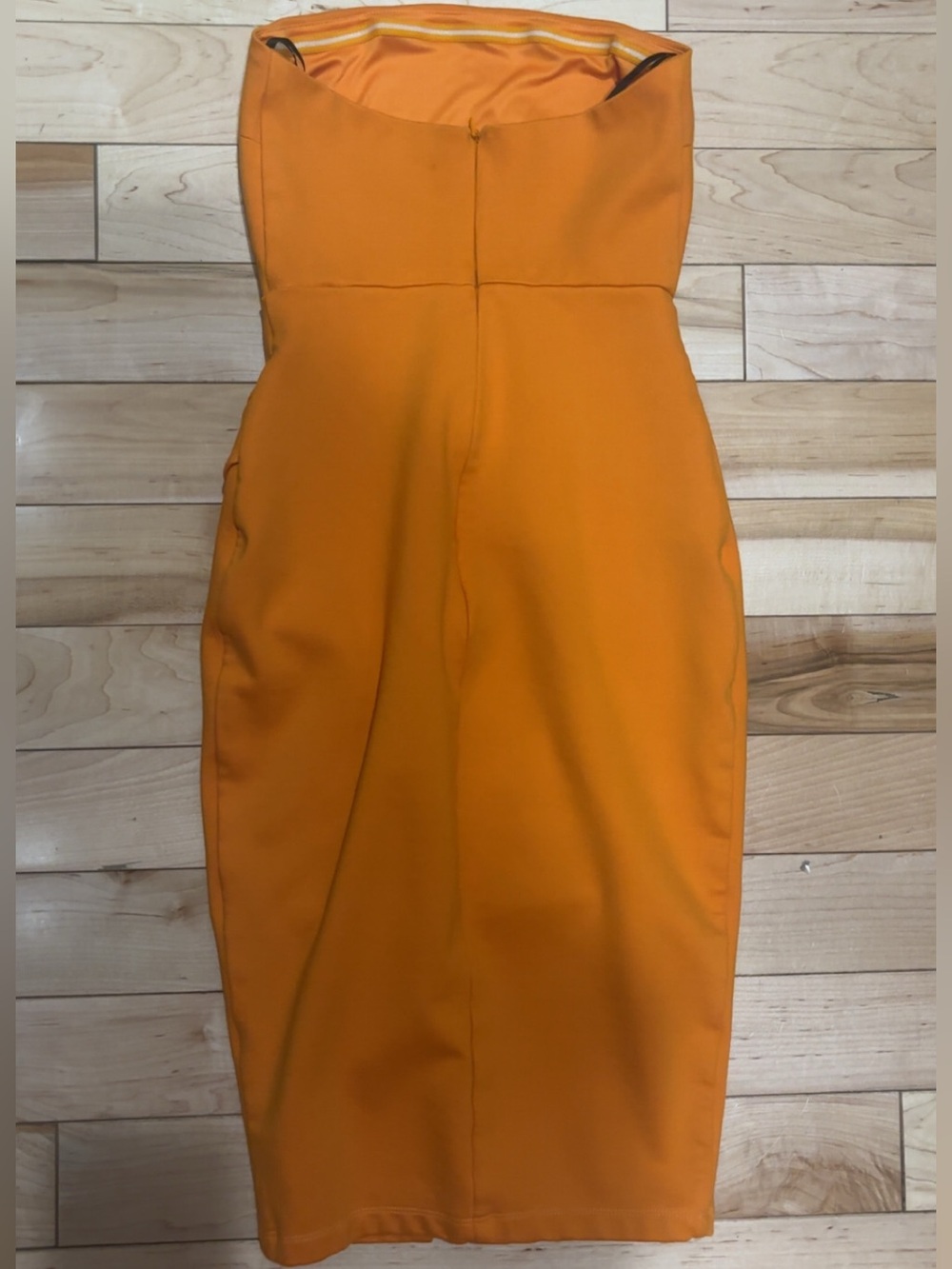 LULU’S ANIKA ORANGE RUFFLED STRAPLESS BODYCON DRESS - Picture 6 of 7